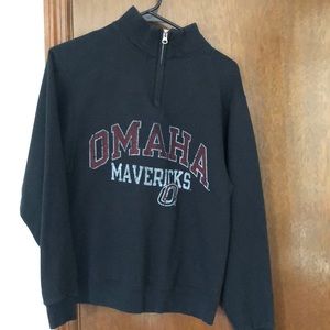 University of Nebraska at Omaha mavericks quarter zip